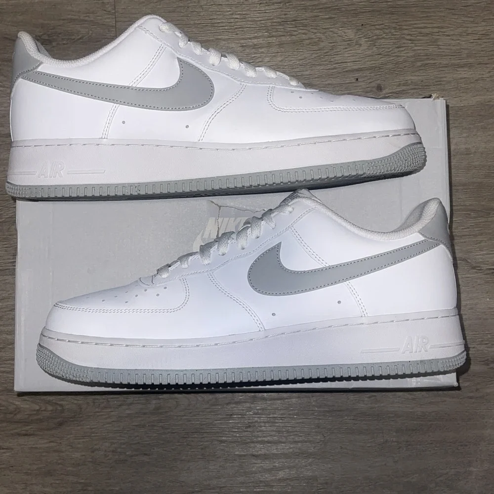 Size 12- Nike Men's Air Force 1 '07 White Light Smoke Grey FJ4146-100